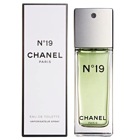 chanel 19 vs 22|chanel no 19 perfume price.